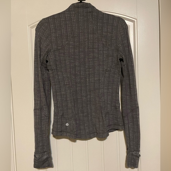 Lululemon Forme Jacket *Cuffins - Picture 11 of 12